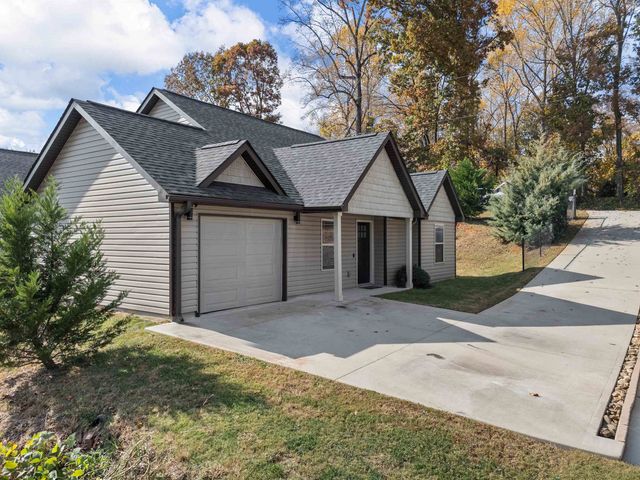 17 Pamela Drive, Greenville, SC 29611