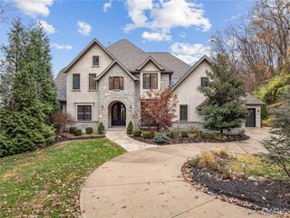 809 Tara Estates Court, Chesterfield, MO 63005