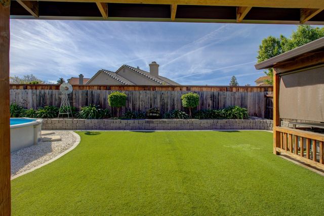 862 Moonbeam Way, Turlock, CA 95382