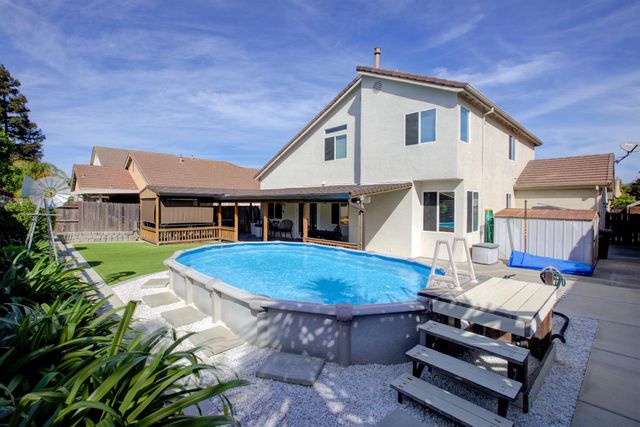 862 Moonbeam Way, Turlock, CA 95382