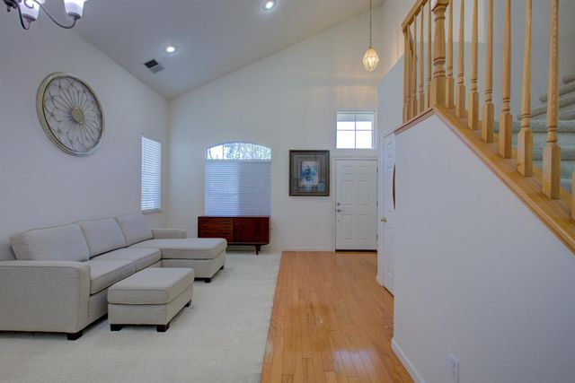 862 Moonbeam Way, Turlock, CA 95382