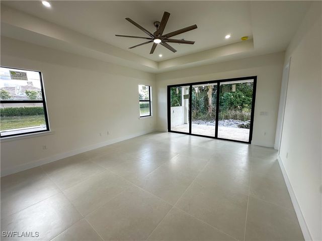 2480 Florida AVE, Naples, FL 34112