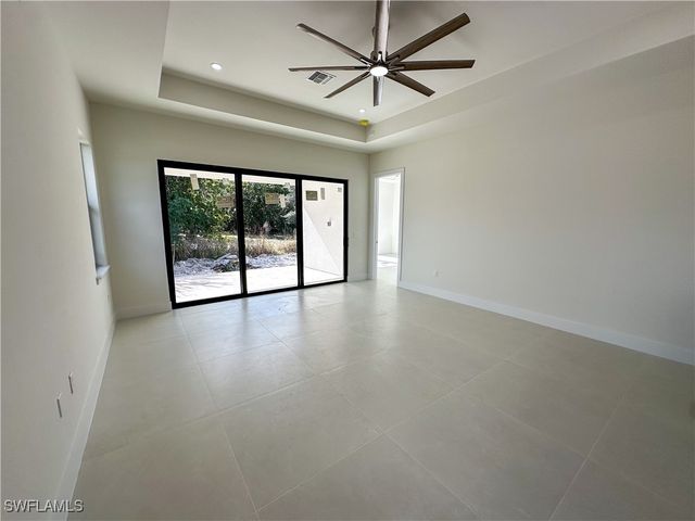 2480 Florida AVE, Naples, FL 34112