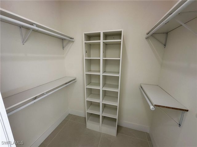 2480 Florida AVE, Naples, FL 34112