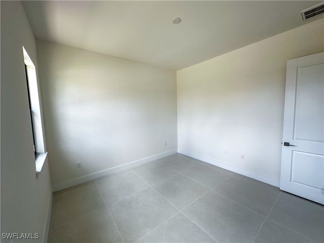 2480 Florida AVE, Naples, FL 34112