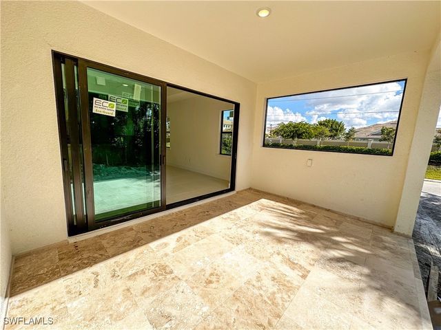 2480 Florida AVE, Naples, FL 34112