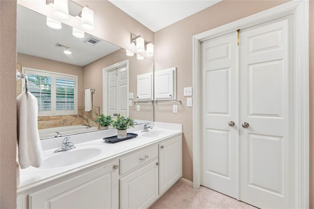 10310 Dell Circle, Missouri City, TX 77459