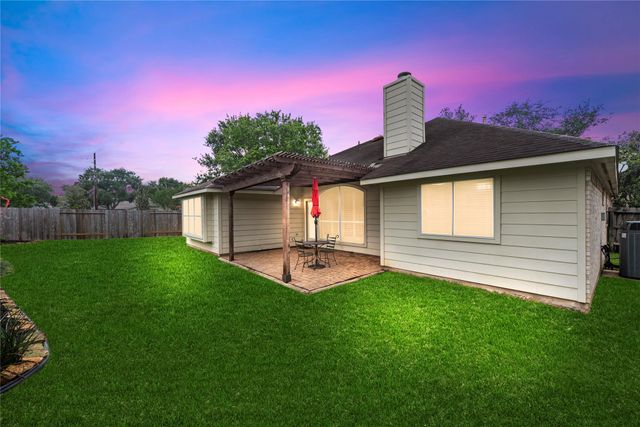 10310 Dell Circle, Missouri City, TX 77459