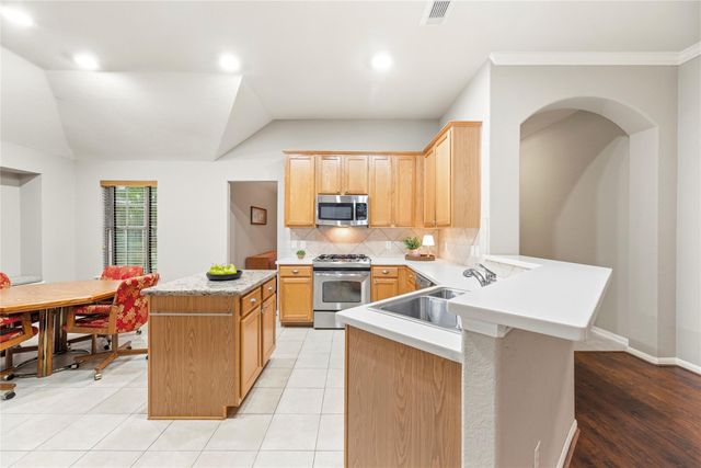 10310 Dell Circle, Missouri City, TX 77459