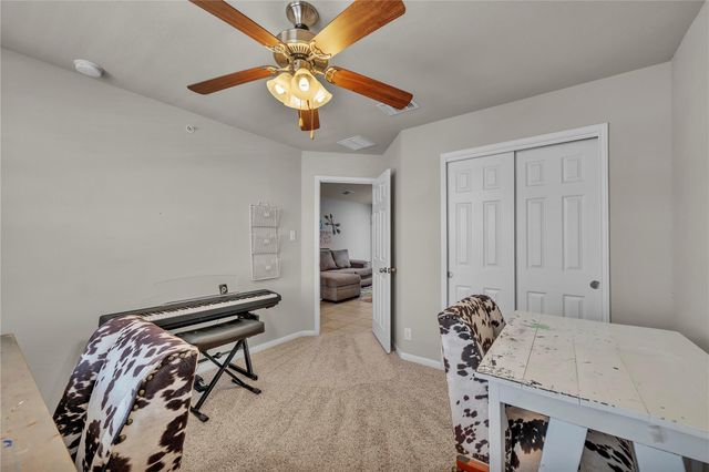 1040 Lost Pines LN, Cedar Park, TX 78613