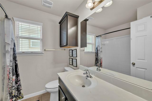 1040 Lost Pines LN, Cedar Park, TX 78613