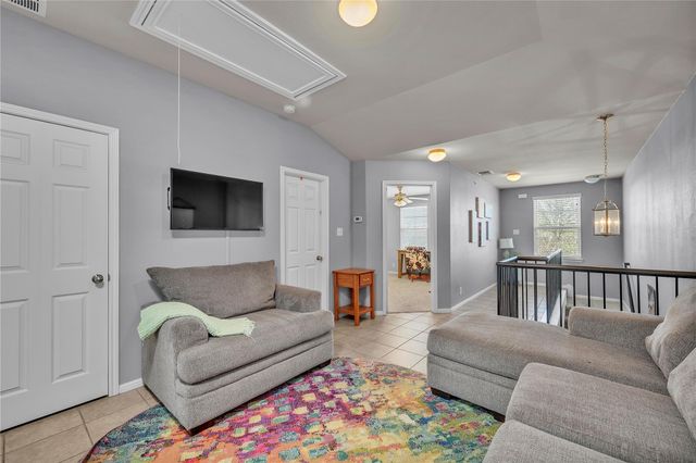 1040 Lost Pines LN, Cedar Park, TX 78613