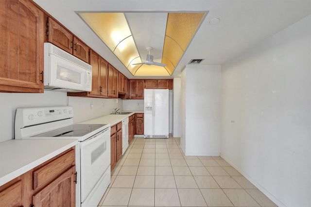 3200 Port Royale Drive N 701, Fort Lauderdale, FL 33308