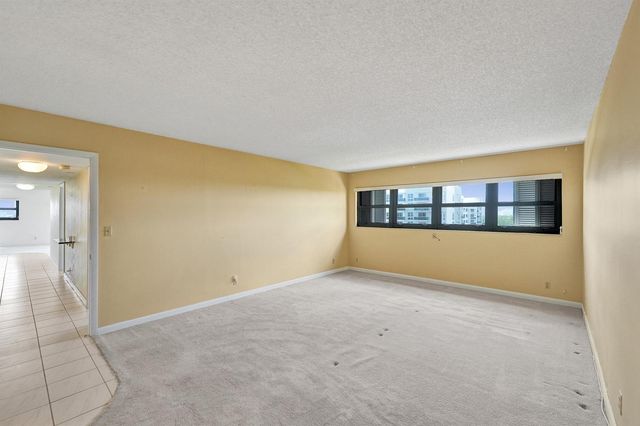 3200 Port Royale Drive N 701, Fort Lauderdale, FL 33308