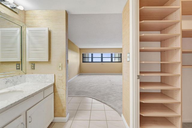 3200 Port Royale Drive N 701, Fort Lauderdale, FL 33308