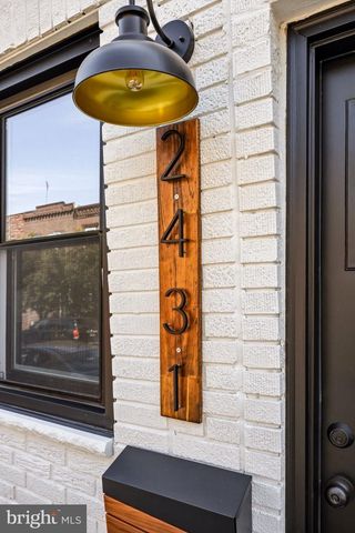 2431 9TH ST S, Philadelphia, PA 19148