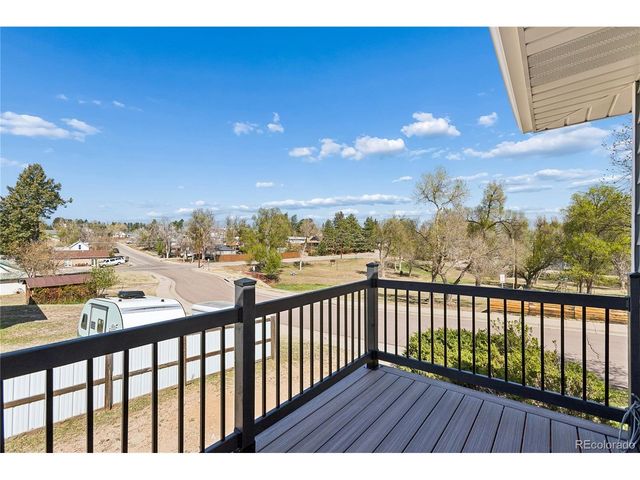 327 S Pine St, Elizabeth, CO 80107