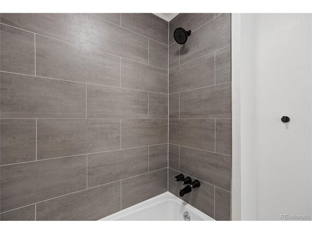 327 S Pine St, Elizabeth, CO 80107
