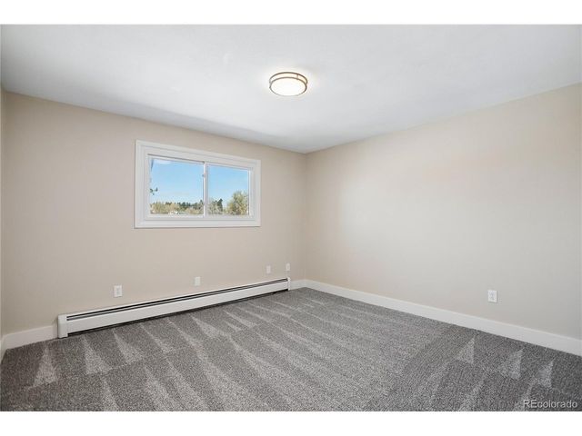 327 S Pine St, Elizabeth, CO 80107