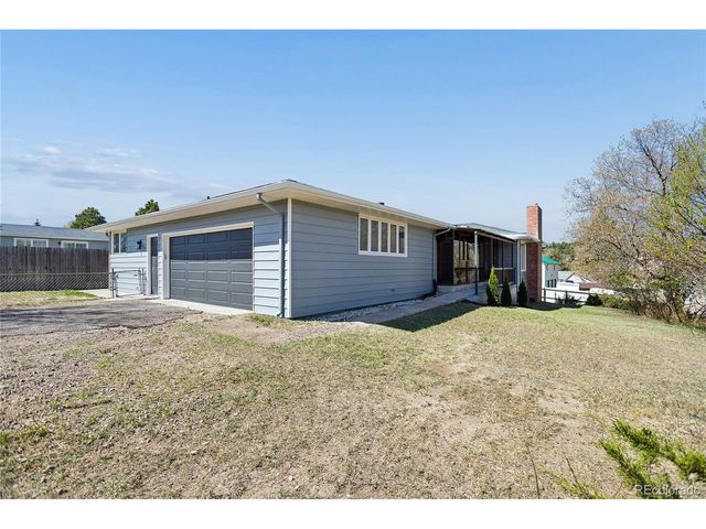 327 S Pine St, Elizabeth, CO 80107