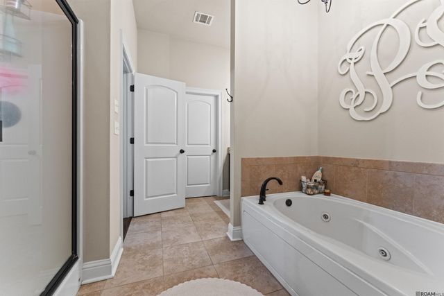 6944 Myrtle Bluff Dr, Baton Rouge, LA 70810