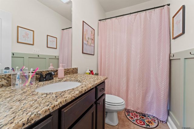 6944 Myrtle Bluff Dr, Baton Rouge, LA 70810