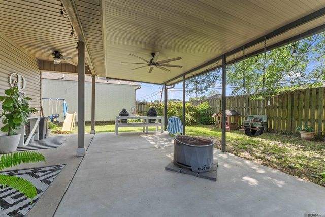 6944 Myrtle Bluff Dr, Baton Rouge, LA 70810