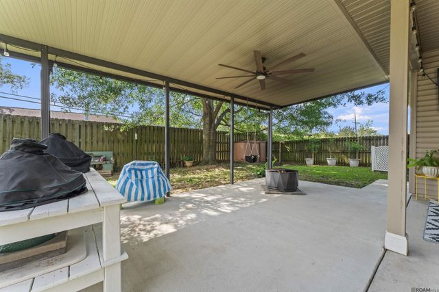 6944 Myrtle Bluff Dr, Baton Rouge, LA 70810