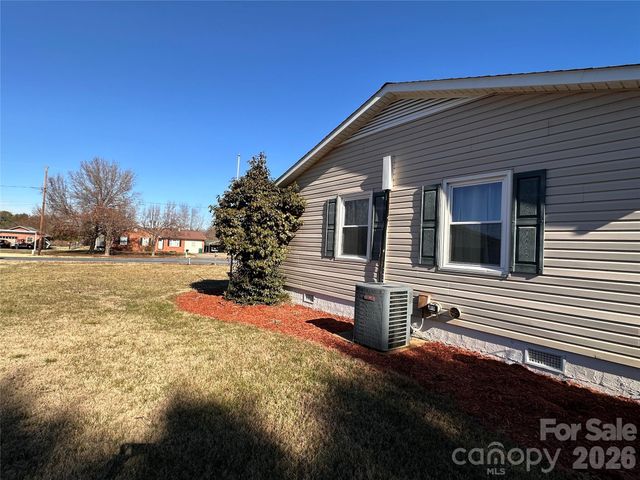 155 Park Villa Road, Salisbury, NC 28146