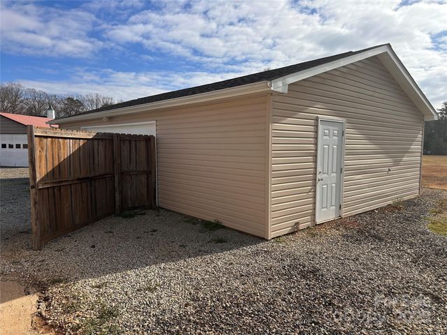 155 Park Villa Road, Salisbury, NC 28146