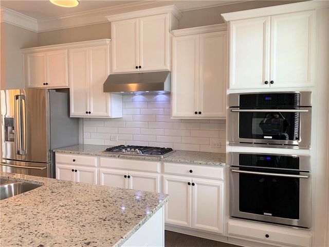 404 Caravelle Walk, Alpharetta, GA 30005