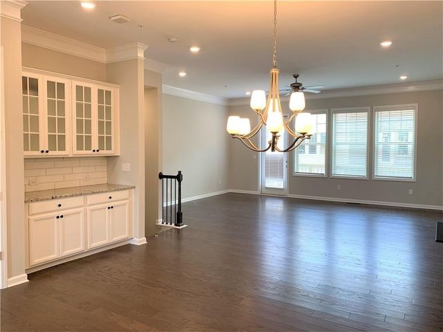404 Caravelle Walk, Alpharetta, GA 30005