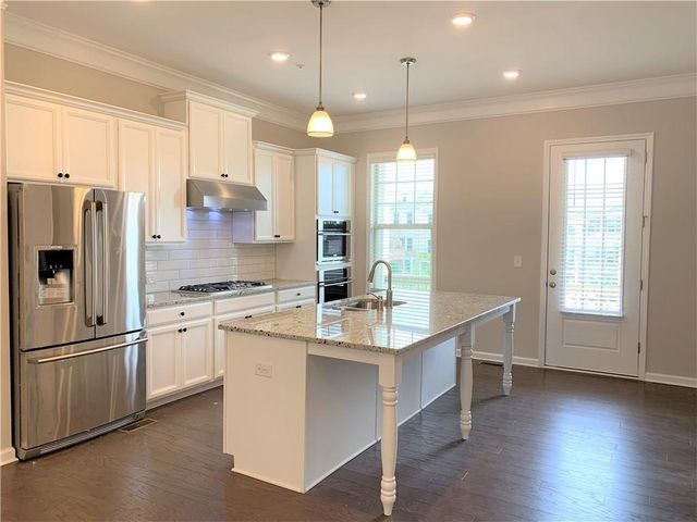 404 Caravelle Walk, Alpharetta, GA 30005