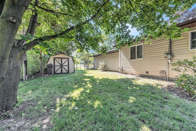 17180 Warrior Drive, Howard City, MI 49329