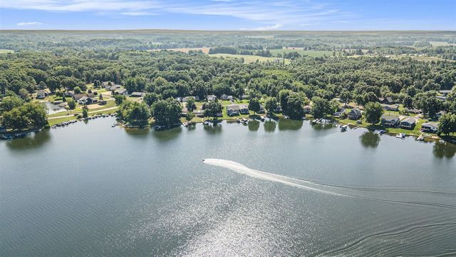 17180 Warrior Drive, Howard City, MI 49329