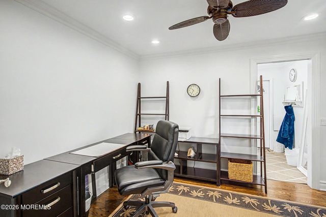 87 Twin Brooks Avenue, Middletown, NJ 07748