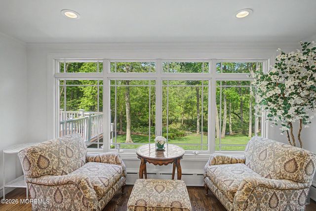 87 Twin Brooks Avenue, Middletown, NJ 07748