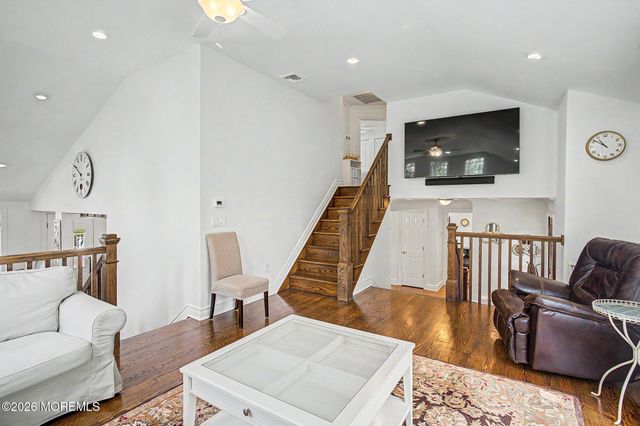 87 Twin Brooks Avenue, Middletown, NJ 07748