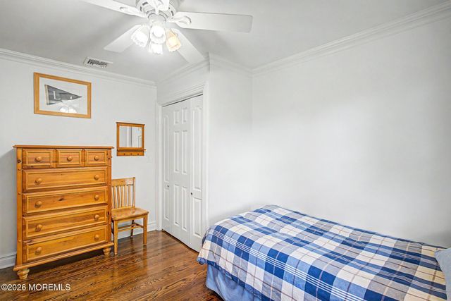 87 Twin Brooks Avenue, Middletown, NJ 07748