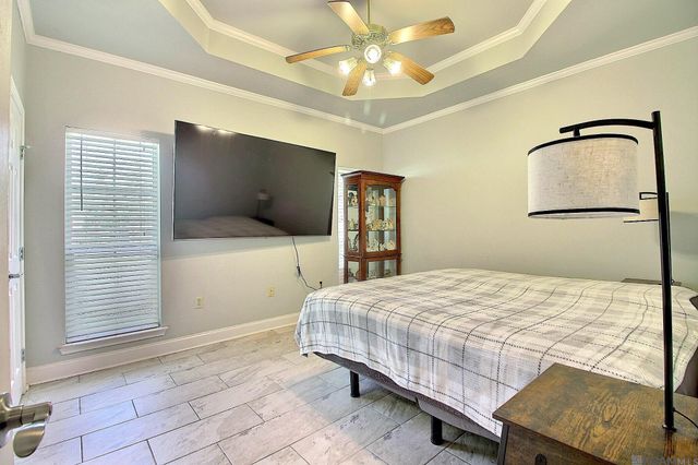 7645 Elmwood Dr, Denham Springs, LA 70706