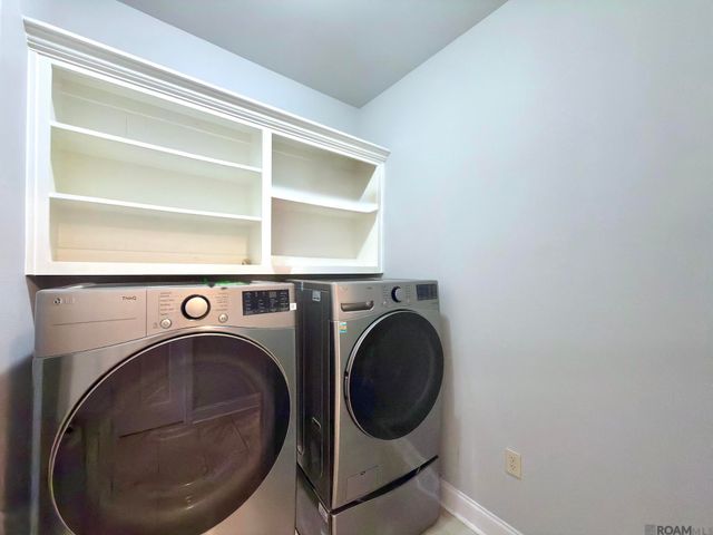 7645 Elmwood Dr, Denham Springs, LA 70706
