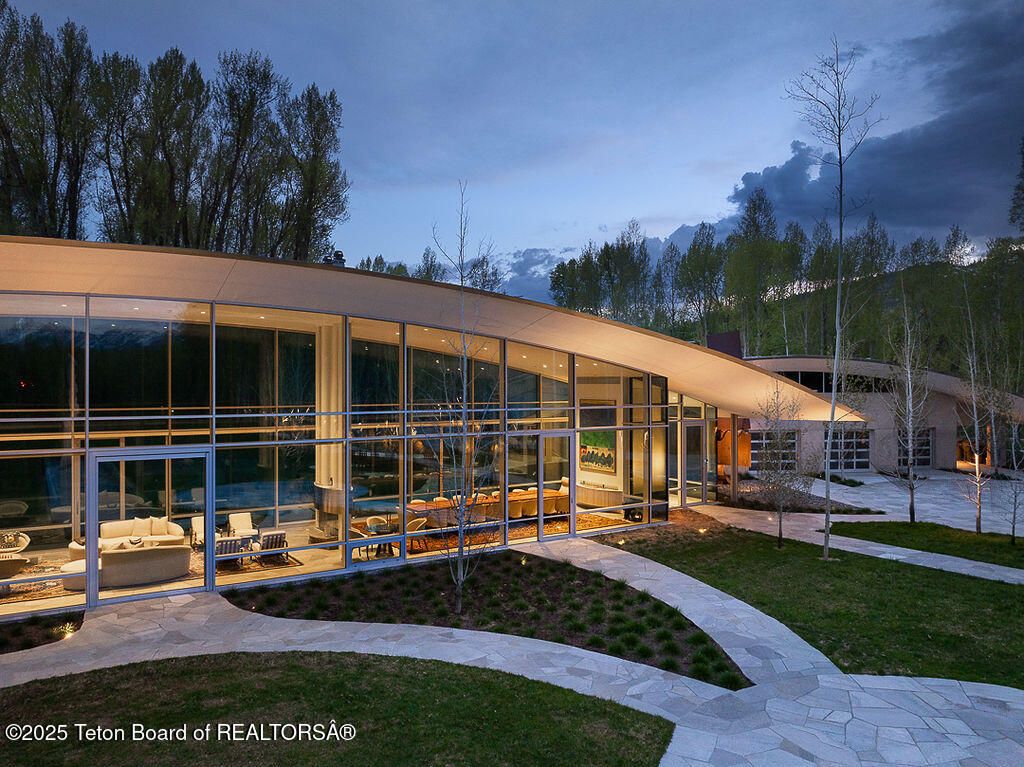 1120 S THUNDER Road, Wilson, WY 83014 photo 4