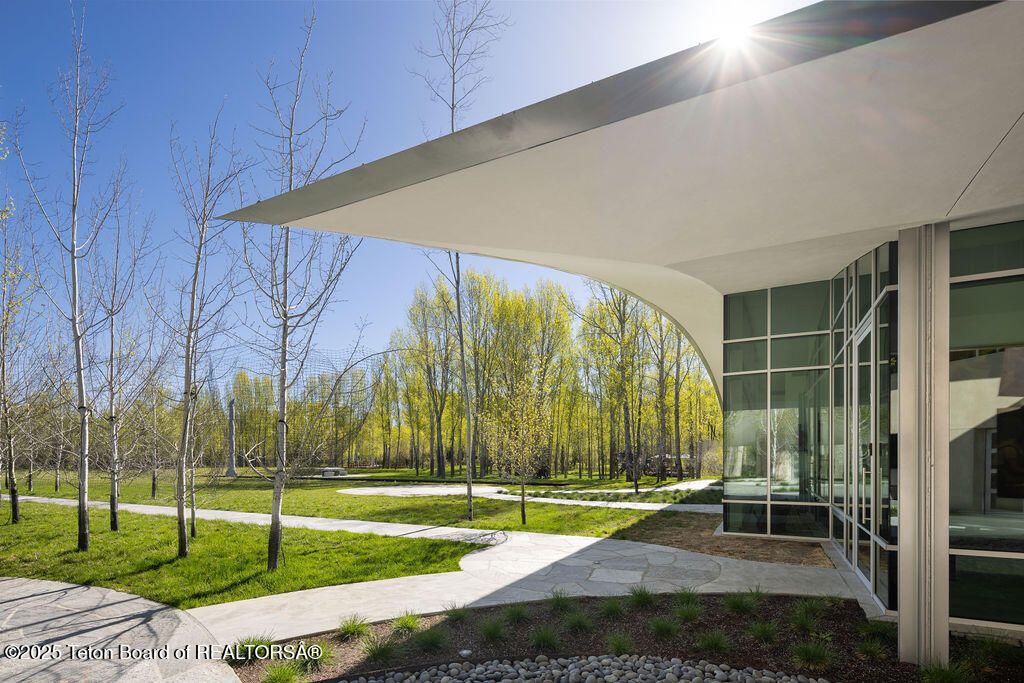 1120 S THUNDER Road, Wilson, WY 83014 photo 7