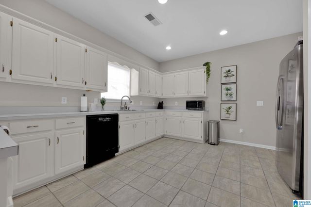 257 CAMBRIAN RIDGE TRAIL, Pelham, AL 35124