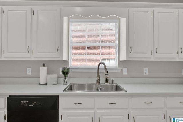 257 CAMBRIAN RIDGE TRAIL, Pelham, AL 35124