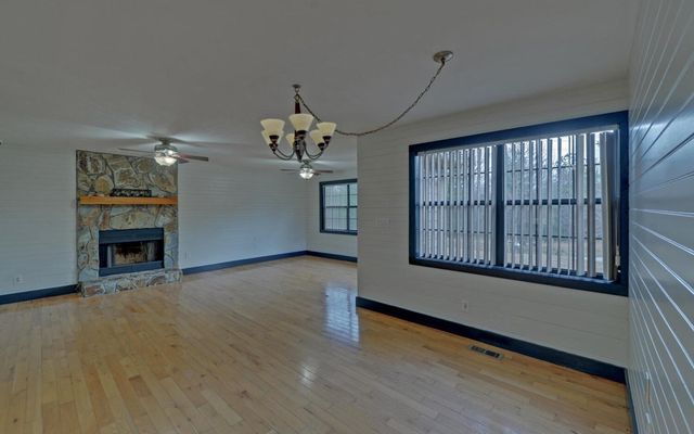 16 Bell Lane, Morganton, NC 28906