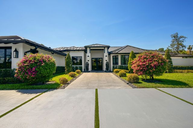 17872 W Fieldbrook Circle W, Boca Raton, FL 33496