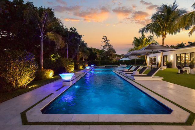 17872 W Fieldbrook Circle W, Boca Raton, FL 33496