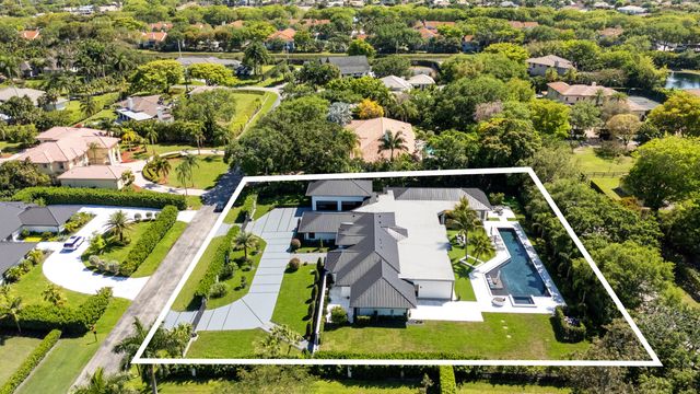 17872 W Fieldbrook Circle W, Boca Raton, FL 33496