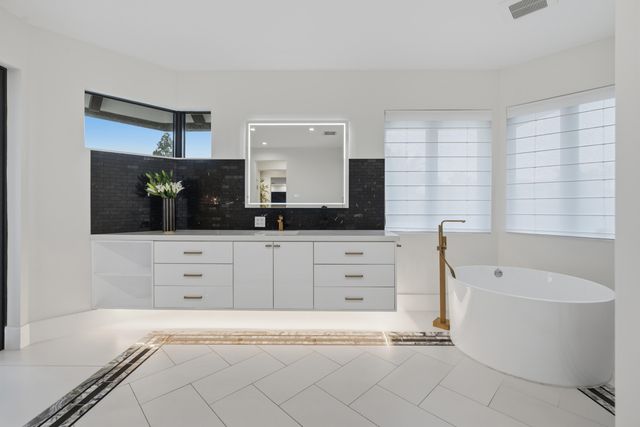 17872 W Fieldbrook Circle W, Boca Raton, FL 33496